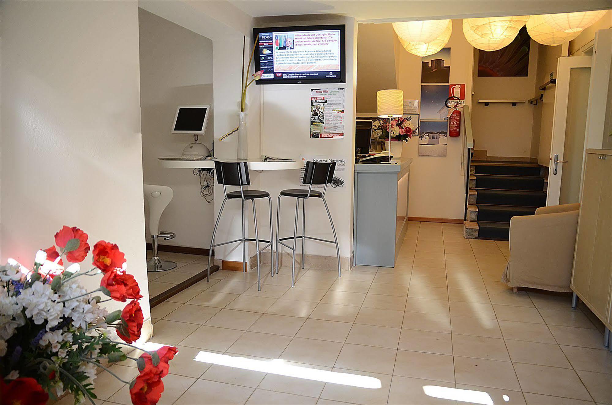 Hotel Kinda Castiglione della Pescaia Buitenkant foto
