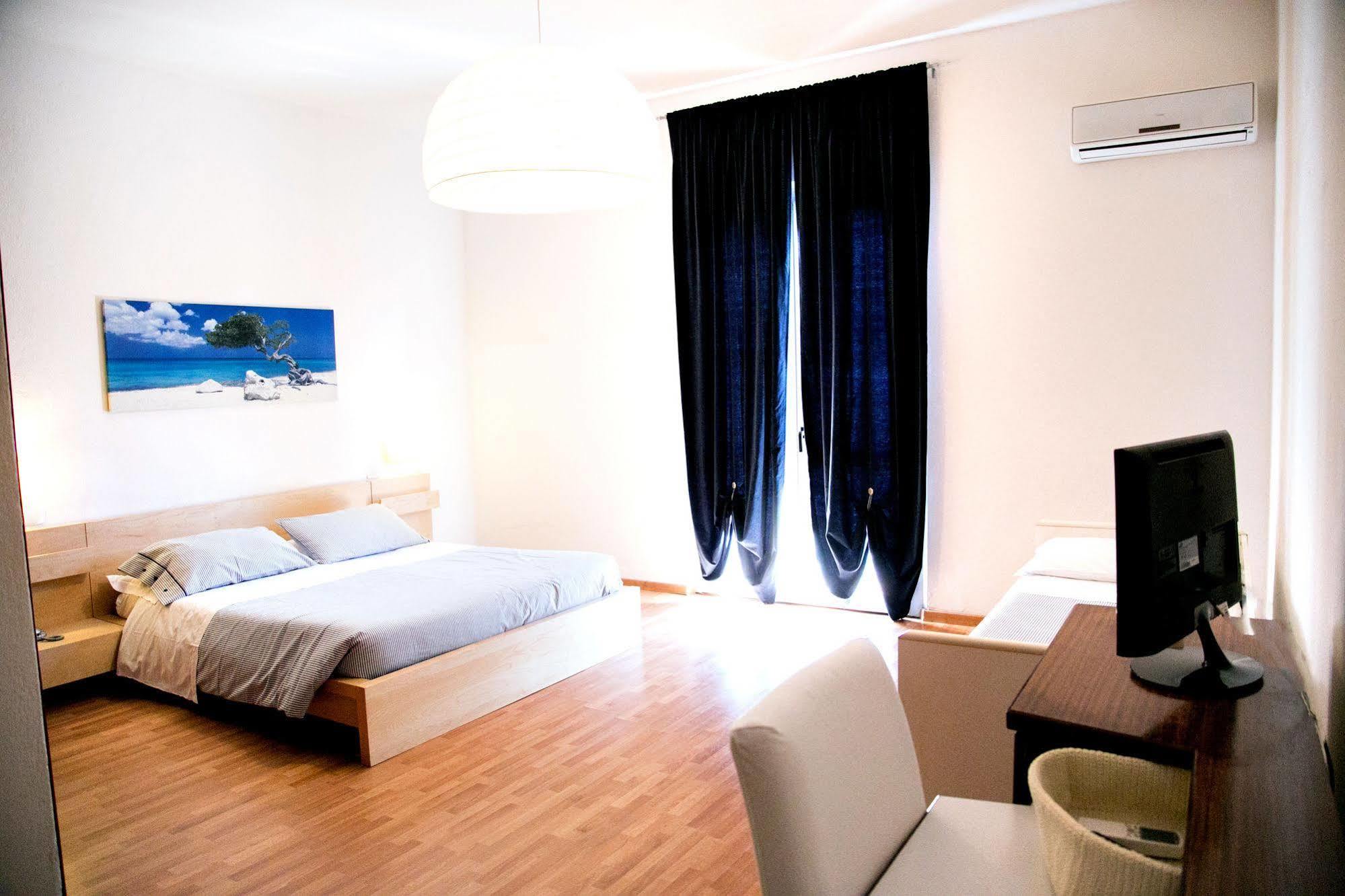 Hotel Kinda Castiglione della Pescaia Buitenkant foto